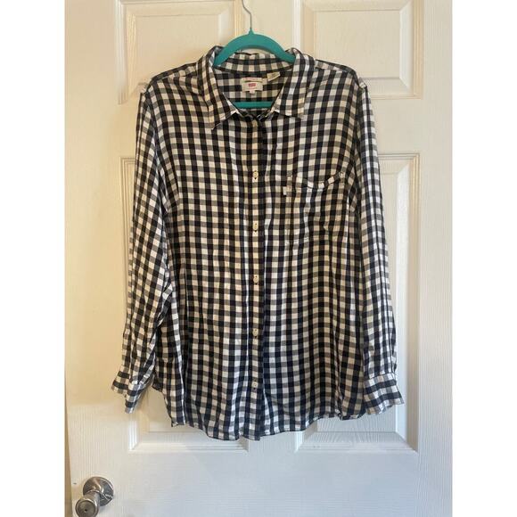 Levis Tops - Levi’s Boyfriend Fit Buffalo Black White Plaid Button Down Shirt Size XXL